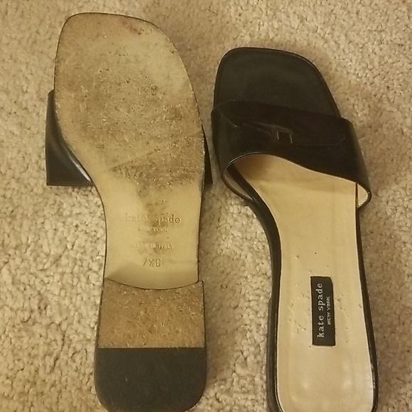 Black kate spade sandals - Picture 2 of 3